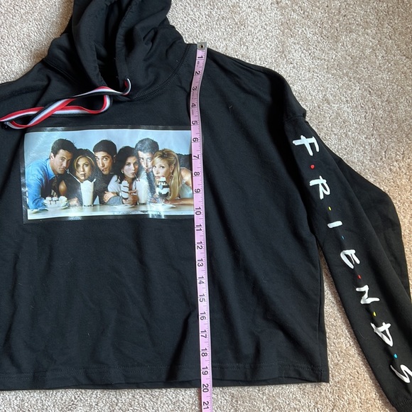 Friends Black Cropped Hoodie. Size medium - Picture 5 of 5